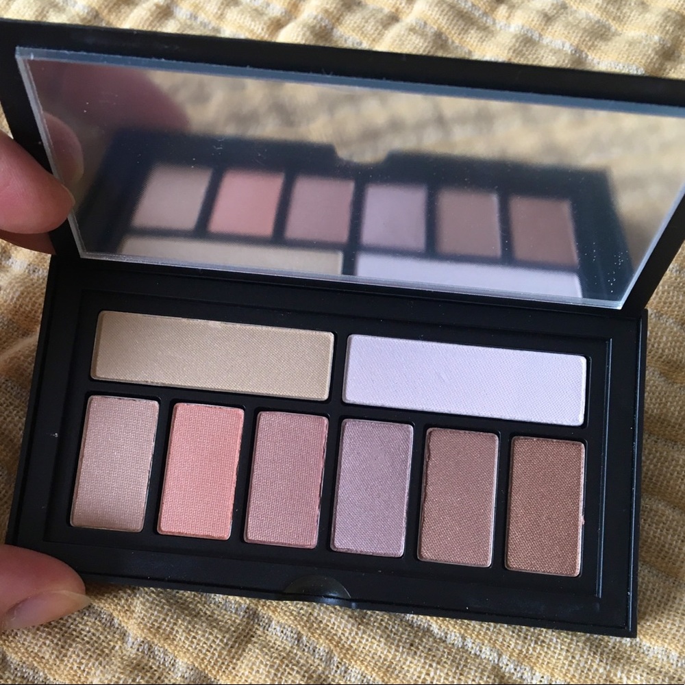 NWOT Cover Shot Soft Light eyeshadow palette